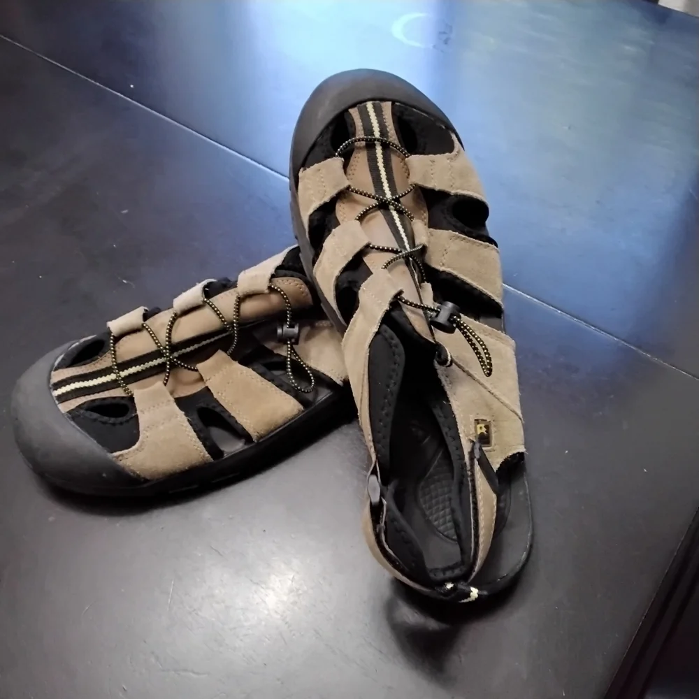 Summer/Walking/Hiking/Water Shoes  Size 13
